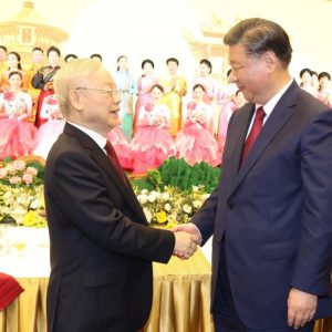 从习近平访越的成果中看到什么？